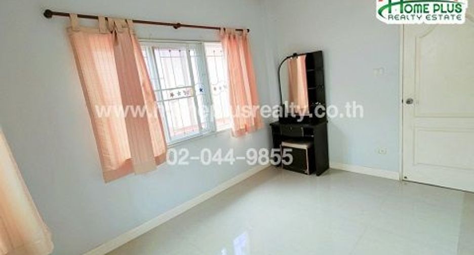 Reihenhaus zum Kauf mit 3 Zimmer in Lam Luk Ka, Pathum Thani