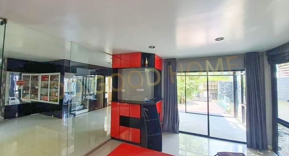 For sale 3 bed house in Lam Luk Ka, Pathum Thani