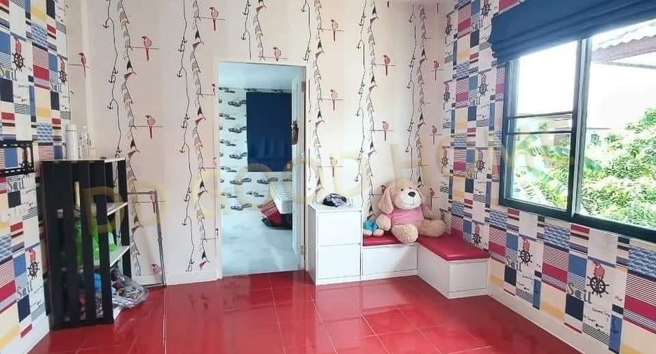 For sale 3 bed house in Lam Luk Ka, Pathum Thani