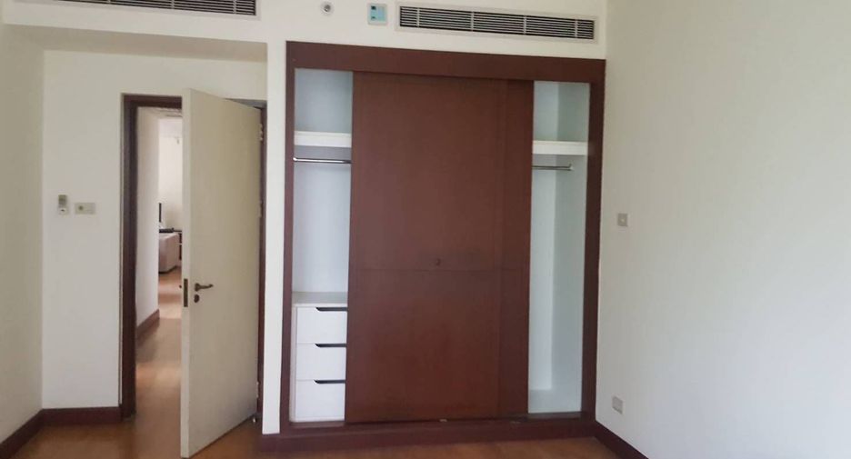 For sale 3 bedrooms condo in Pathum Wan, Bangkok