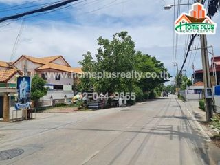 For sale 2 bedrooms townhouse in Mueang Samut Prakan, Samut Prakan