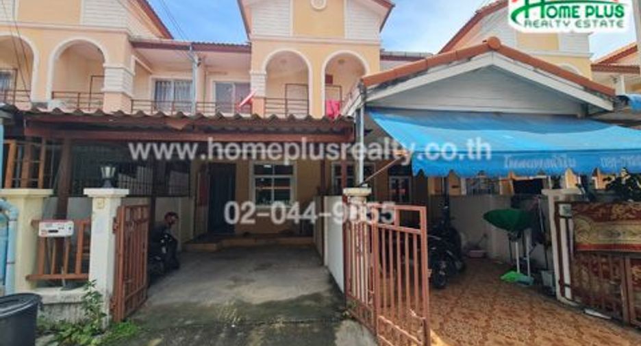 For sale 2 bedrooms townhouse in Mueang Samut Prakan, Samut Prakan