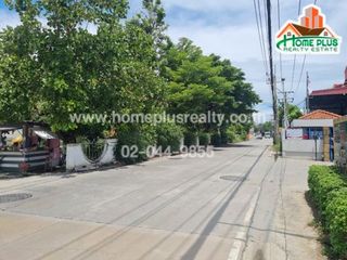 For sale 2 bedrooms townhouse in Mueang Samut Prakan, Samut Prakan