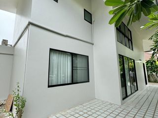 ให้เช่า 4 เตียง บ้านเดี่ยว ใน วัฒนา, กรุงเทพฯ