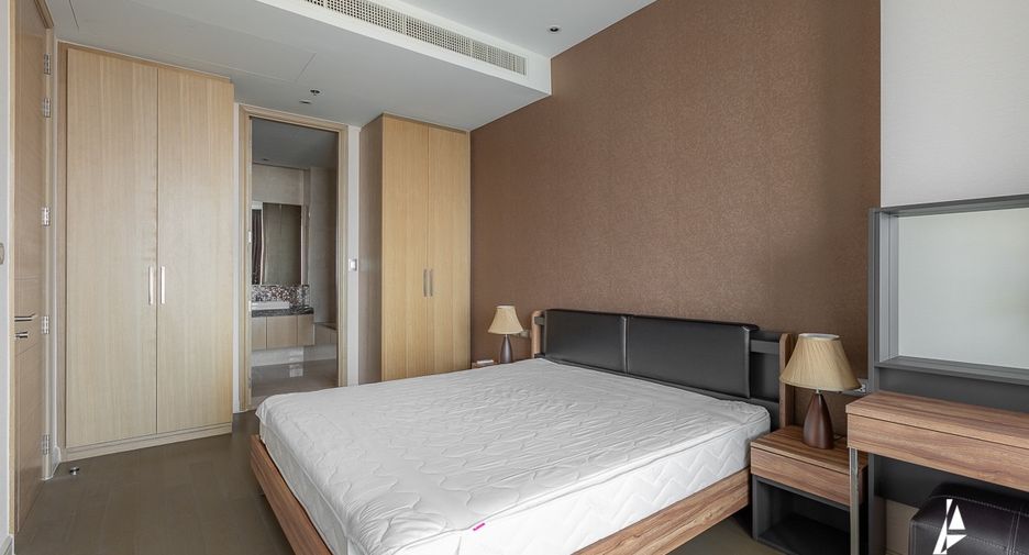 À louer 2 chambres condo à Pathum Wan, Bangkok