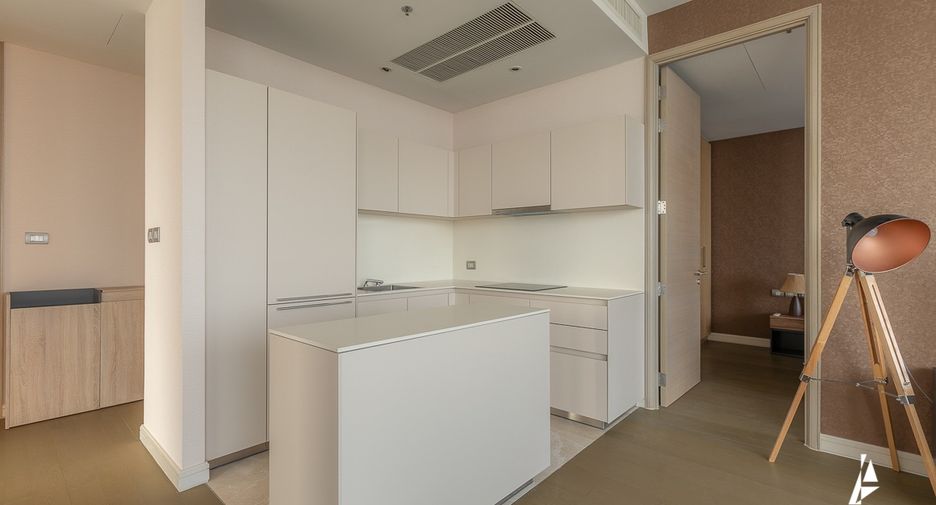 À louer 2 chambres condo à Pathum Wan, Bangkok