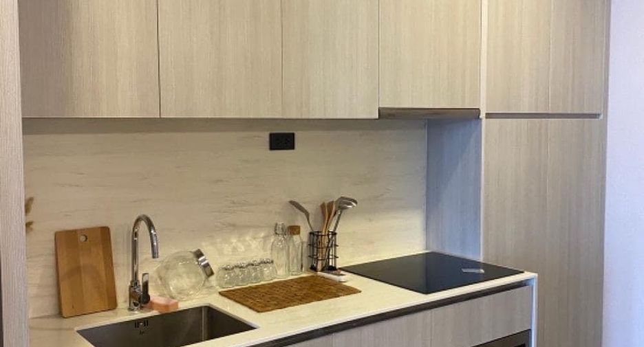 For rent 2 Beds condo in Khlong Toei, Bangkok