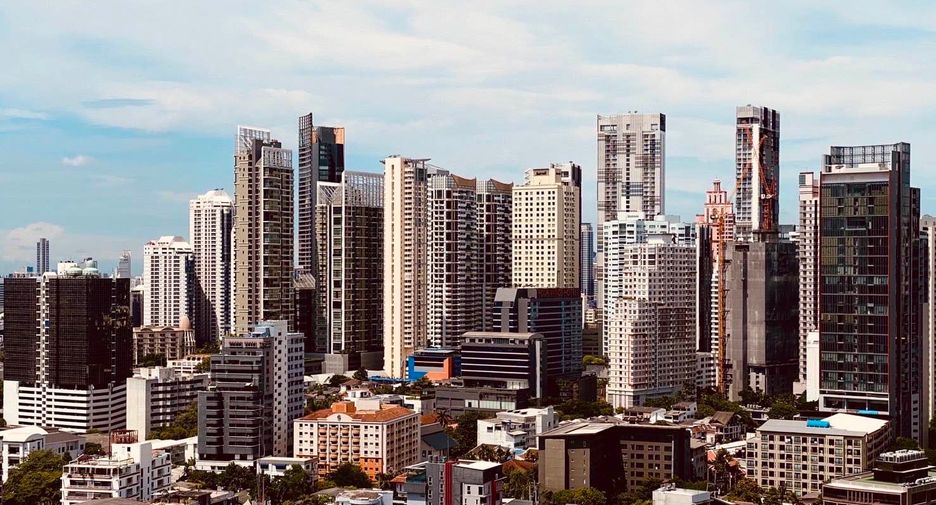 For rent and for sale 1 bed condo in Khlong Toei, Bangkok