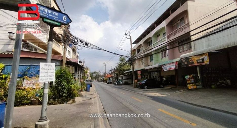 For sale 3 bed house in Don Mueang, Bangkok