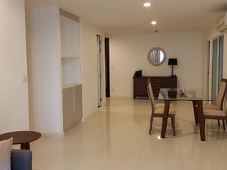 For sale 3 bedrooms condo in Watthana, Bangkok