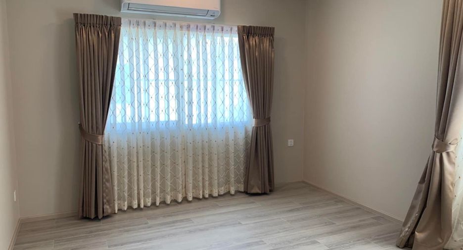 For rent and for sale 3 bed house in Bang Phli, Samut Prakan