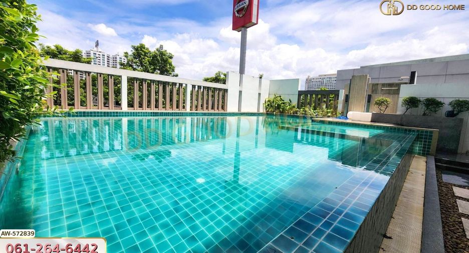 For sale 1 bed condo in Yan Nawa, Bangkok