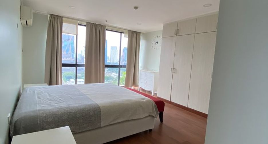 À louer 2 chambres condo à Pathum Wan, Bangkok