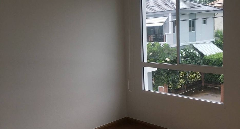 For rent 3 Beds house in Suan Luang, Bangkok