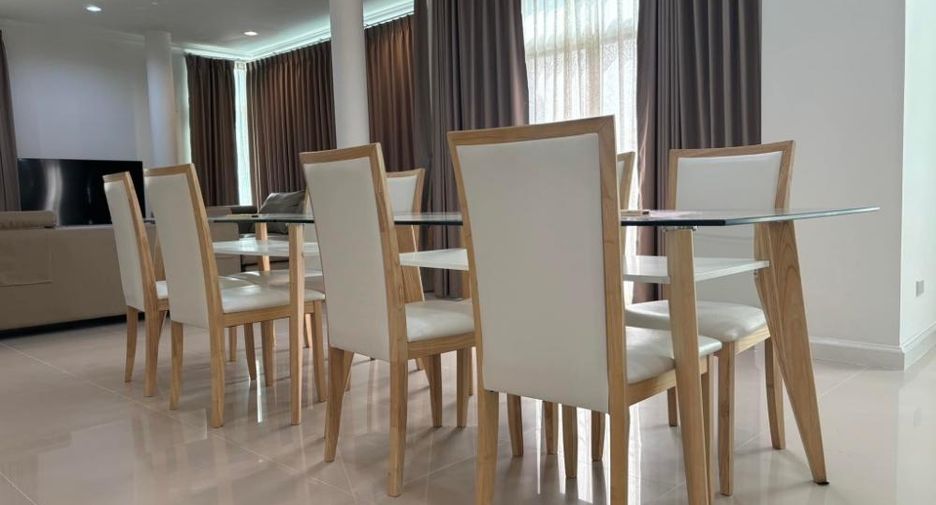 For rent 5 bedrooms house in Lat Krabang, Bangkok
