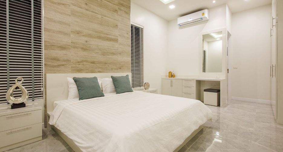 Villa zum Kauf mit 4 Zimmer in Cha Am, Phetchaburi