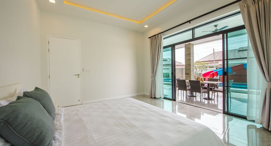 Villa zum Kauf mit 4 Zimmer in Cha Am, Phetchaburi
