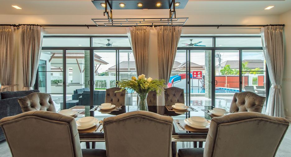 Villa zum Kauf mit 4 Zimmer in Cha Am, Phetchaburi