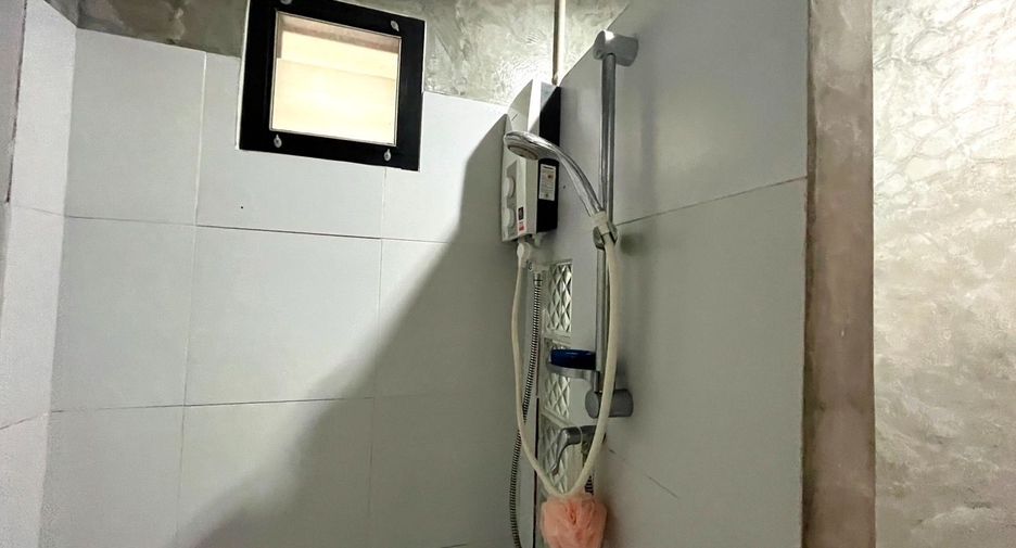 Gewerbefläche zum Kauf mit 10 Zimmer in Mueang Krabi, Krabi
