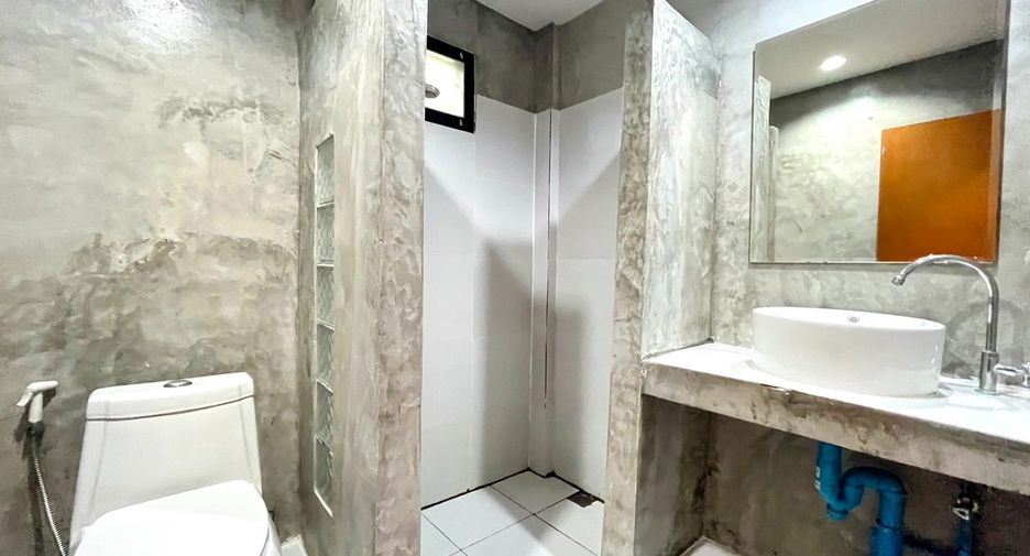 Gewerbefläche zum Kauf mit 10 Zimmer in Mueang Krabi, Krabi