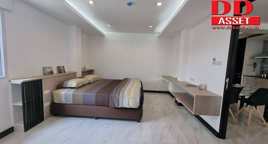 For rent 2 Beds serviced apartment in Bang Na, Bangkok