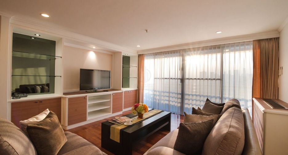 For rent 3 ベッドルーム condo in Khlong Toei, Bangkok