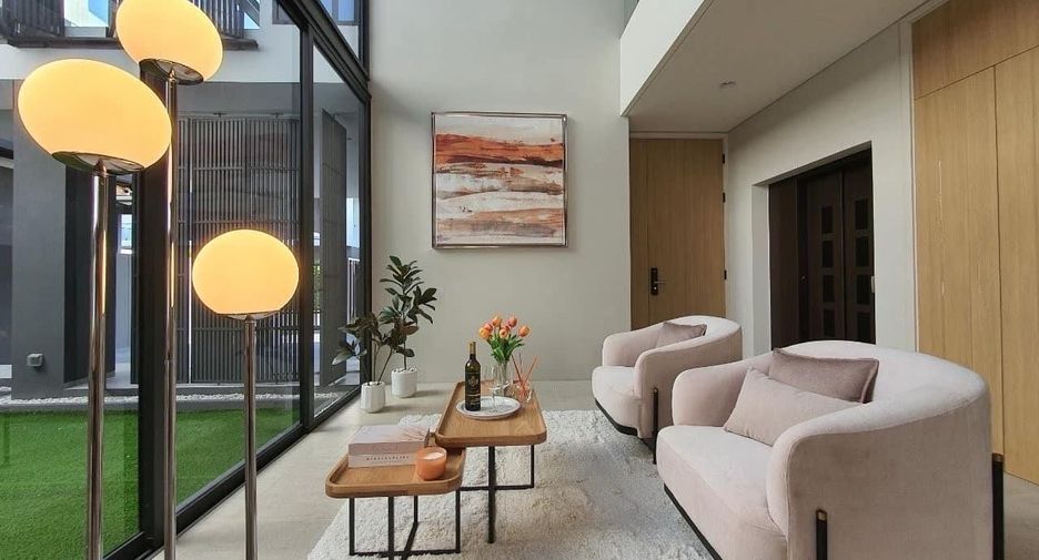 Haus zum Kauf mit 4 Zimmer in Prawet, Bangkok