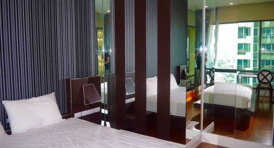 Condo en venta de 3 habitaciones en Khlong Toei, Bangkok