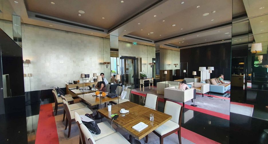 Wohnung zur Miete und zum Kauf mit 3 Zimmer in Sathon, Bangkok