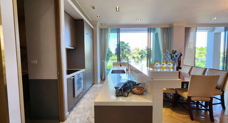 Wohnung zur Miete und zum Kauf mit 3 Zimmer in Sathon, Bangkok