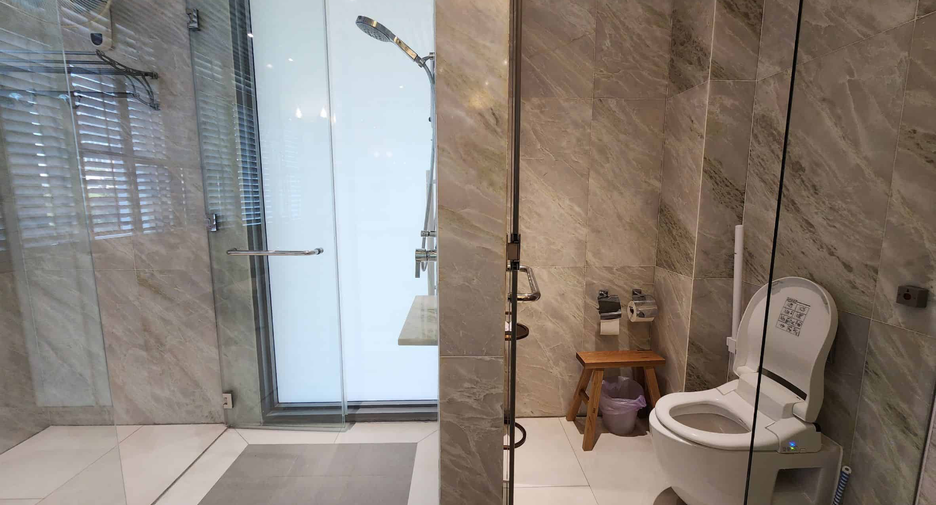 Wohnung zur Miete und zum Kauf mit 3 Zimmer in Sathon, Bangkok