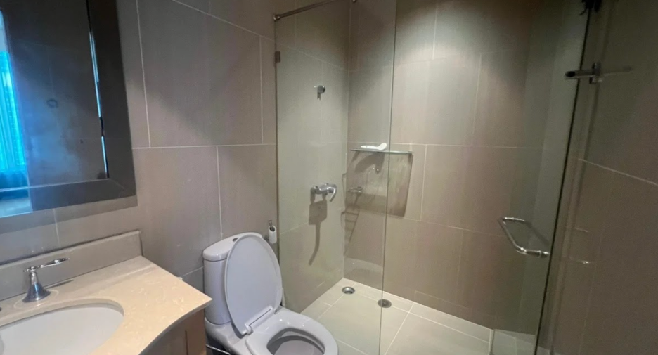 Condo en alquiler de 3 habitaciones en Sathon, Bangkok