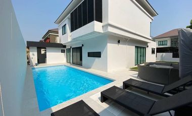 出租 3 卧室 独立屋 在 Bang Phli, Samut Prakan