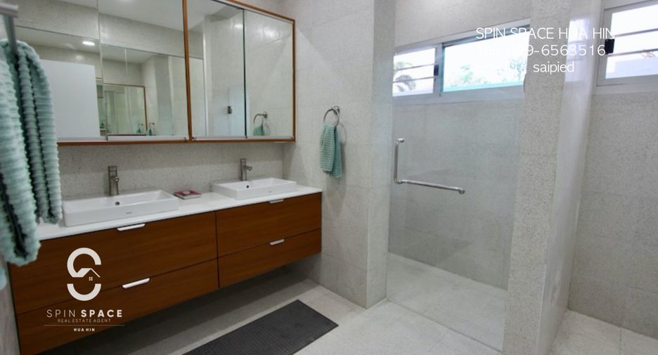 For sale 3 bedrooms villa in Sam Roi Yot, Prachuap Khiri Khan