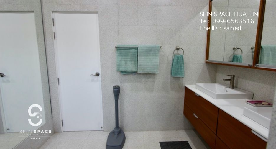 For sale 3 bedrooms villa in Sam Roi Yot, Prachuap Khiri Khan
