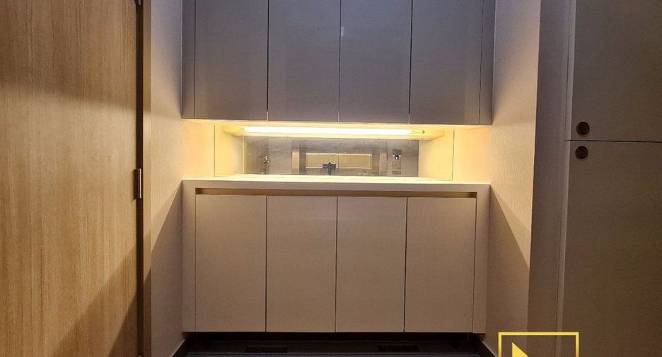 Wohnung zur Miete mit 1 Zimmer in Pathum Wan, Bangkok