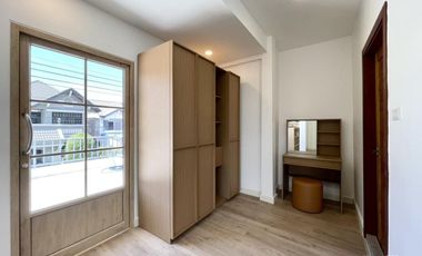 Villa zum Kauf mit 4 Zimmer in Mueang Phuket, Phuket