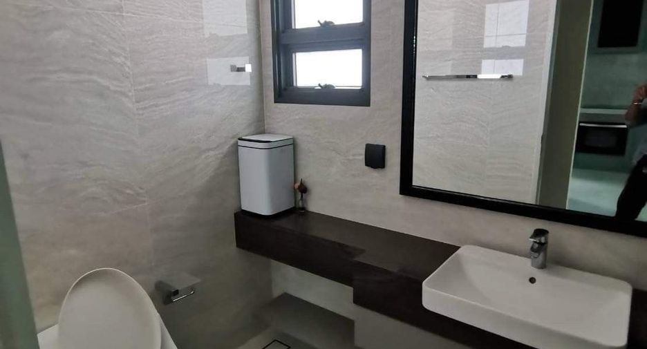 For rent and for sale 4 bedrooms house in Suan Luang, Bangkok