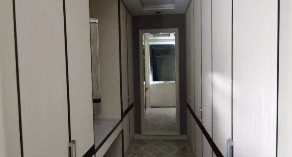 For rent and for sale 4 bedrooms house in Suan Luang, Bangkok