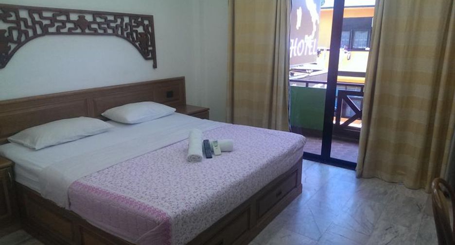 For sale 32 bedrooms hotel in Mueang Satun, Satun