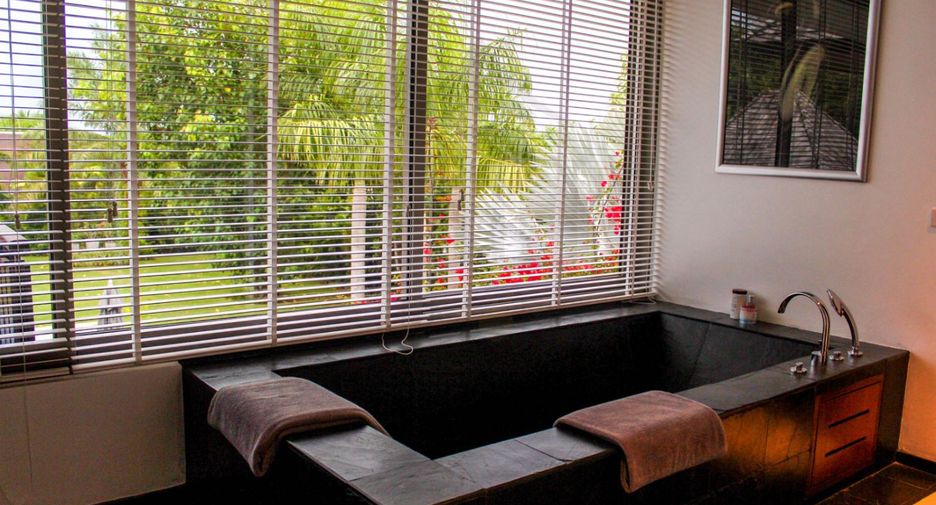For rent and for sale 5 bedrooms villa in Thalang, Phuket