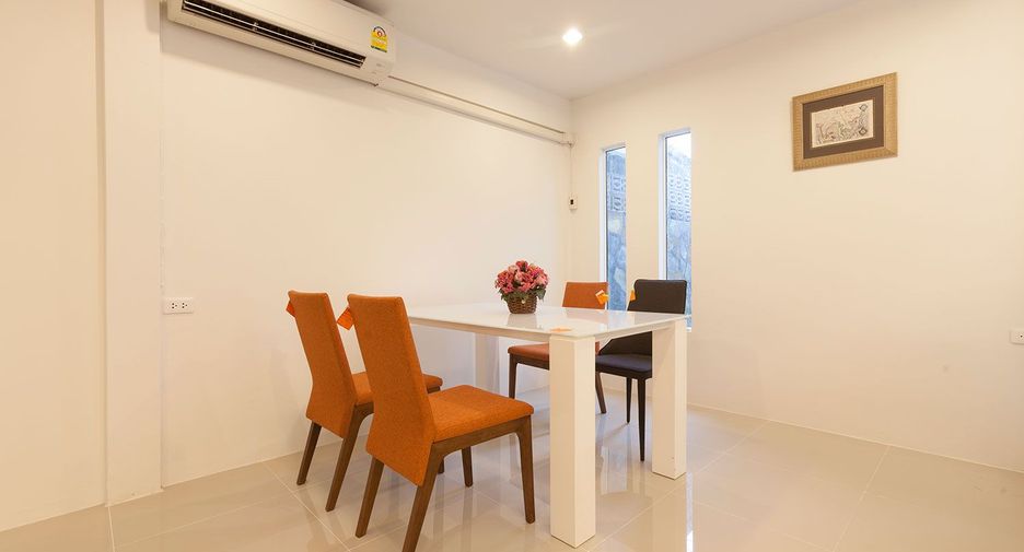 For rent 2 bedrooms house in Wang Thonglang, Bangkok