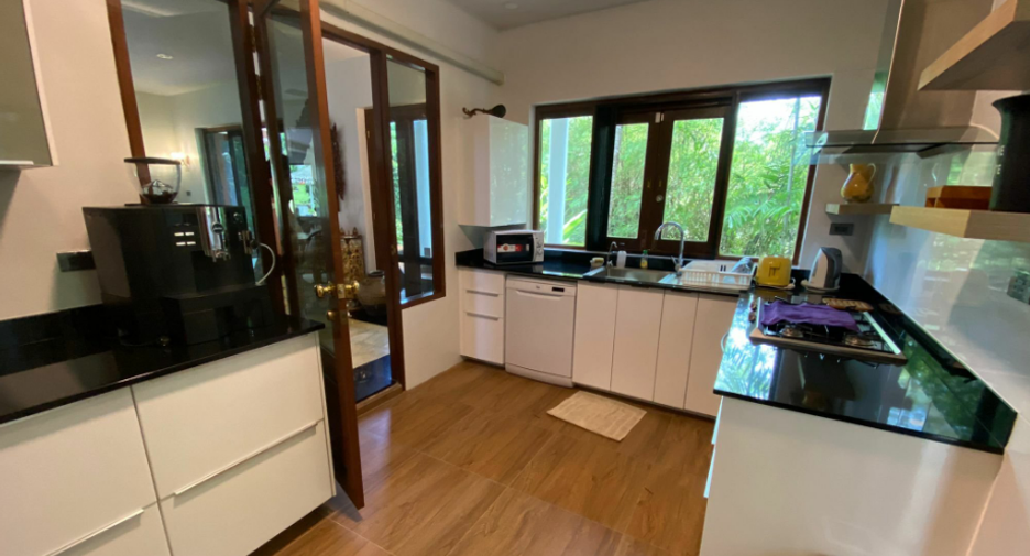 Villa en alquiler de 3 habitaciones en Thalang, Phuket