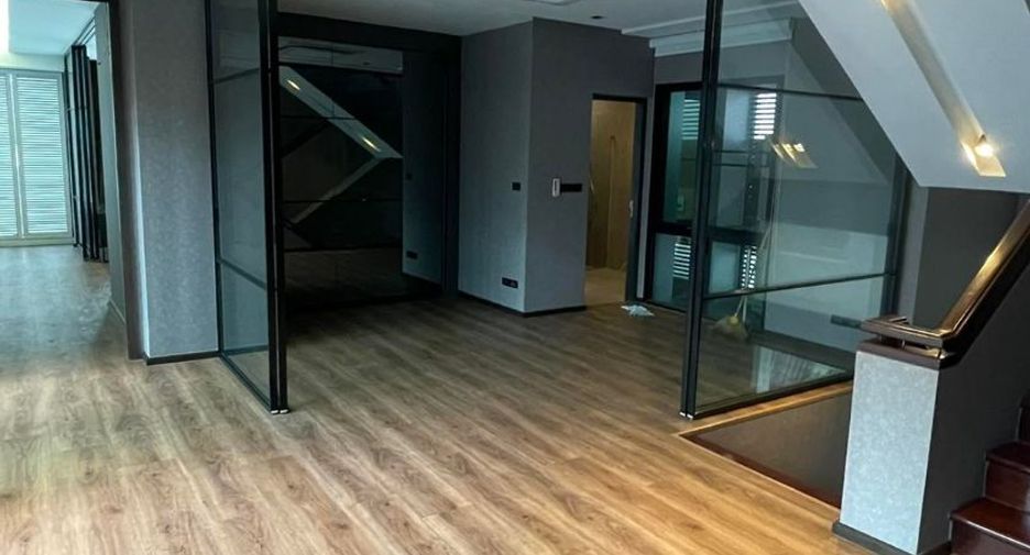 Haus zur Miete mit 4 Zimmer in Bang Kapi, Bangkok