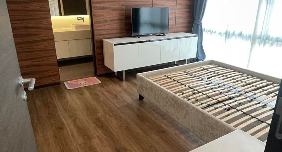 Haus zur Miete mit 4 Zimmer in Bang Kapi, Bangkok