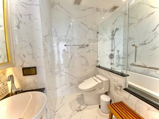 Condo en alquiler de 2 habitaciones en Khlong Toei, Bangkok