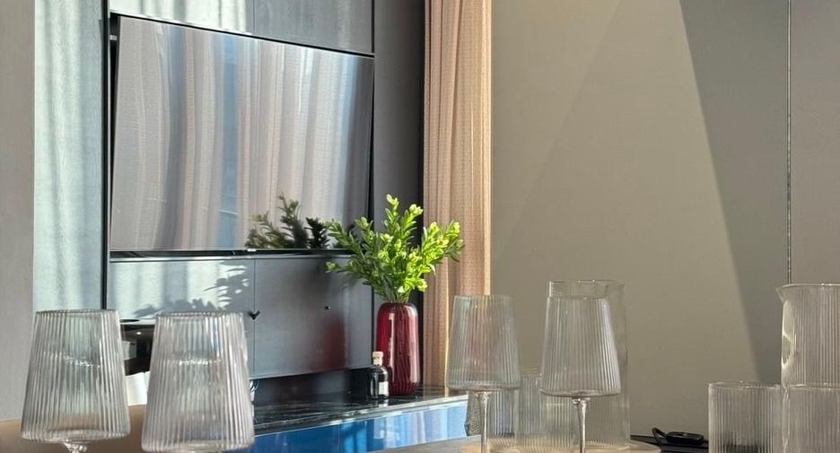 Condo en alquiler y en venta de 1 habitaciones en Watthana, Bangkok