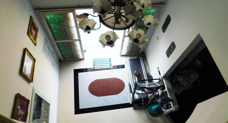 Haus zum Kauf mit 6 Zimmer in Ban Chang, Rayong