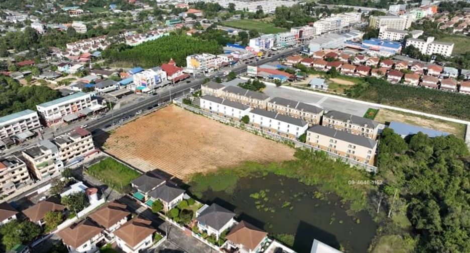 Terreno en venta en Si Racha, Chonburi