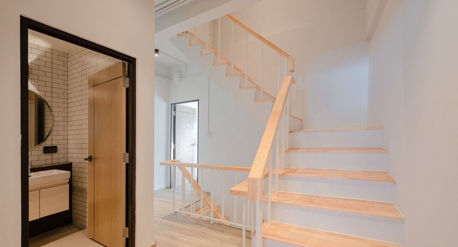 Reihenhaus zur Miete und zum Kauf mit 3 Zimmer in Bang Kho Laem, Bangkok